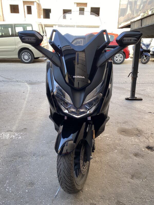 HONDA FORZA 125