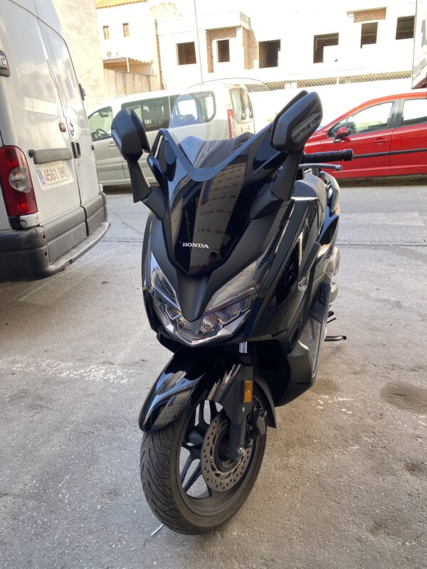 HONDA FORZA 125 - Imagen 4